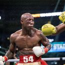 Spence vence a Yordenis Ugás y obtiene otro cetro wélter