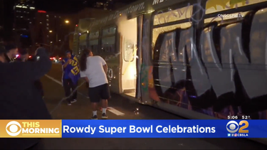 caos y destruccion en los angeles tras triunfo de los rams en el super bowl