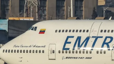 juez libera a 12 tripulantes de avion venezolano-irani retenido en argentina