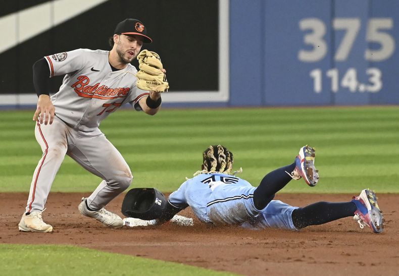 DEP-BEI ORIOLES-AZULEJOS