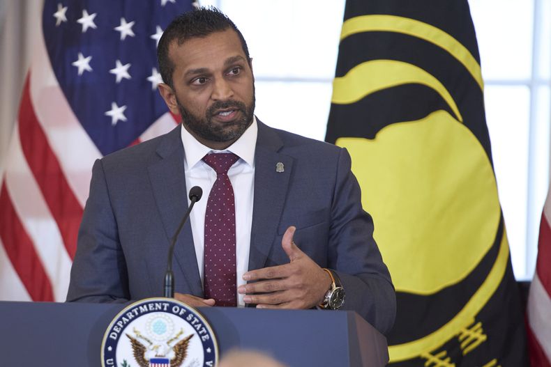 El director del FBI, Kash Patel, durante una ceremonia en el Departamento de Estado, el jueves 6 de marzo de 2025, en Washington. (AP Foto/Evan Vucci)
