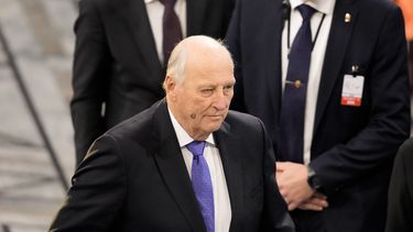 Dan de alta al rey Harald V de Noruega tras una infección