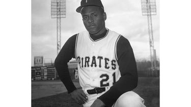 Ganadores del premio Clemente llevarán No. 21 en las gorras
