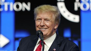 acciones vinculadas con red social de trump se disparan