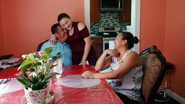 Salvadoreño con TPS contempla dejar EEUU agradecido