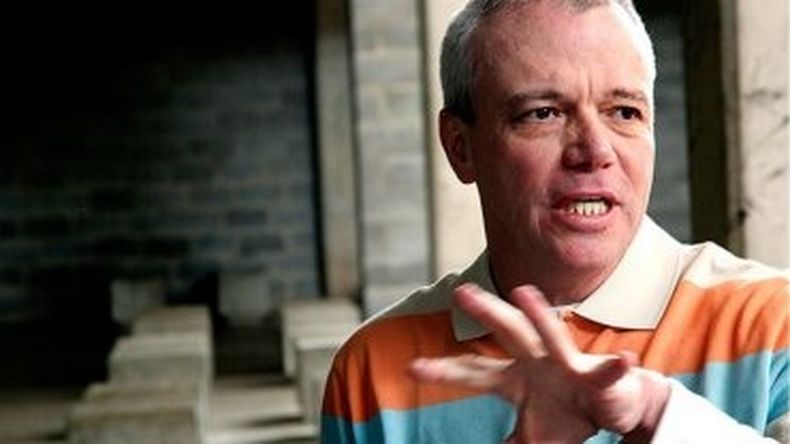 Tras varios días de expectativa, John Jairo Velásquez Vásquez fue liberado en la noche de este martes de la cárcel de alta seguridad de Cómbita escoltado por cinco camionetas y cerca de 200 policías