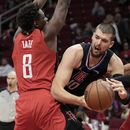 Con 22 de Zubac, Clippers vapulean a Rockets