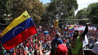 venezuela: oposicion eleva presion por ayuda humanitaria