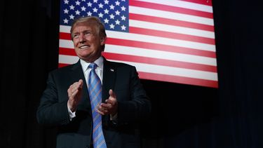 Trump continúa entrevistas para vacante en Corte Suprema