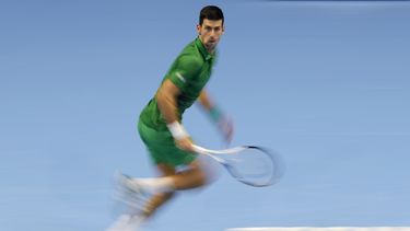 Djokovic, a semis de ATP tras victoria sobre Rublev