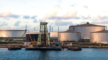 Petrolero Dhalkut encalla cerca de Curazao en medio de sanciones estadounidenses a Venezuela
