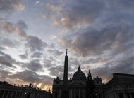 vaticano airea trapos sucios en torno a propiedad en londres