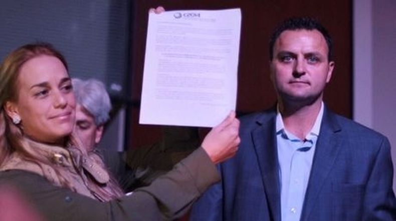 Lilian Tintori, esposa de López presentó en la cumbre la crítica situación de violación de los derechos humanos en Venezuela.