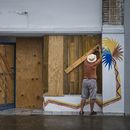 Harvey amenaza con causar desastres en costa de Texas