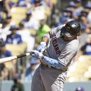 Guardianes remontan en la 9na y sacan victoria sobre Dodgers