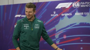 Hulkenberg vuelve a tomar la plaza de Vettel en Aston Martin