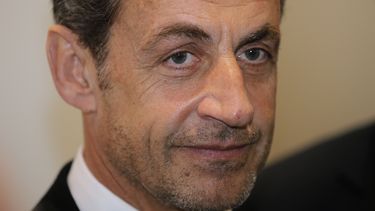 americateve | El expresidente franc&eacute;s Nicolas Sarkozy asiste a la inauguraci&oacute;n de la Fundaci&oacute;n Claude Pompidou, centro de ense&ntilde;anza e investigaci&oacute;n de la enfermedad de Alzheimer, el lunes 10 de marzo de 2014, en Niza, Francia. (Foto A