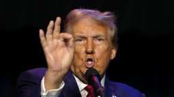 El candidato presidencial republicano Donald Trump habla en acto de campaña el sábado 28 de septiembre de 2024, en Prairie du Chien, Wisconsin. (AP Foto/Morry Gash)