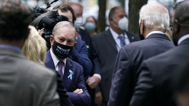 Bloomberg dona $100 millones para que Biden gane en Florida