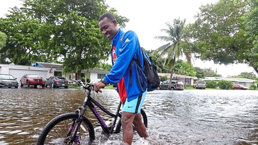 residentes en broward atrapados por inundaciones