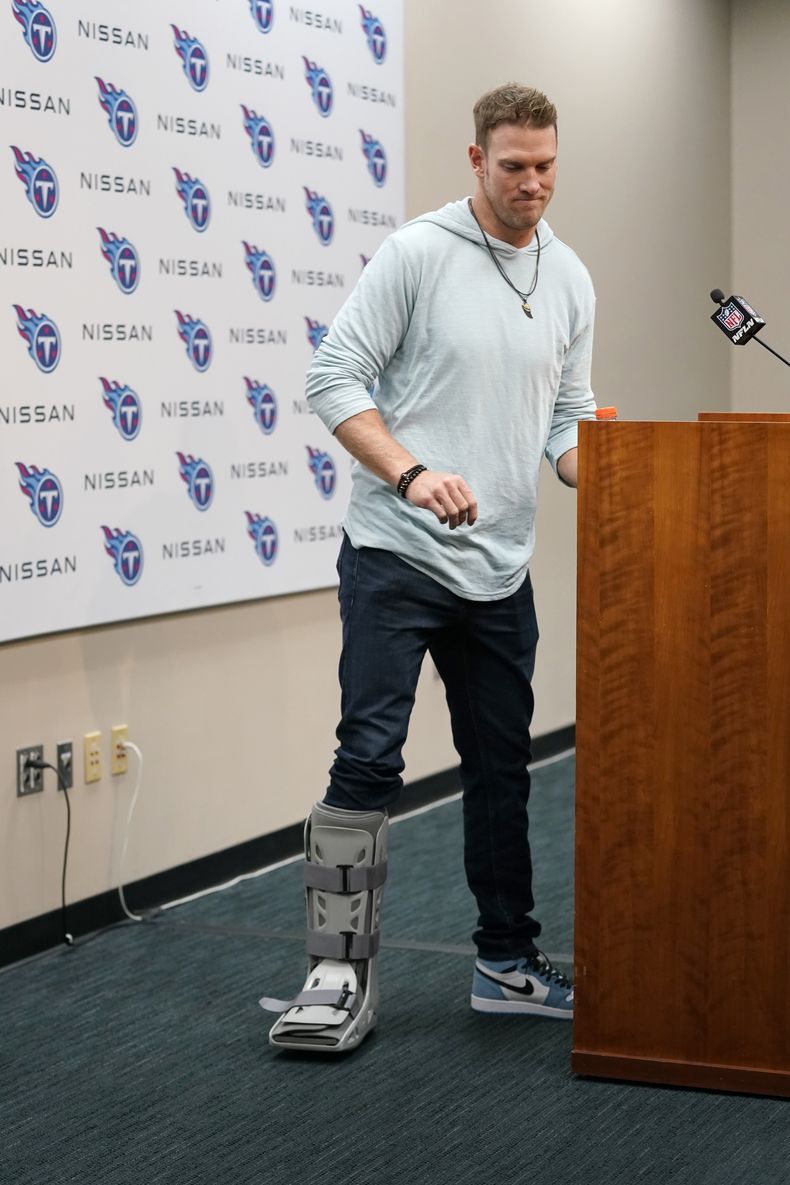 DEP-NFL TITANS-TANNEHILL