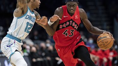 De la mano de Siakam, Raptors superan 116-101 a Hornets