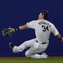 Medias Rojas concretan contratación millonaria de Yoshida
