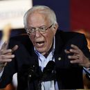 ANÁLISIS: La campaña de Sanders recuerda a Trump en 2016