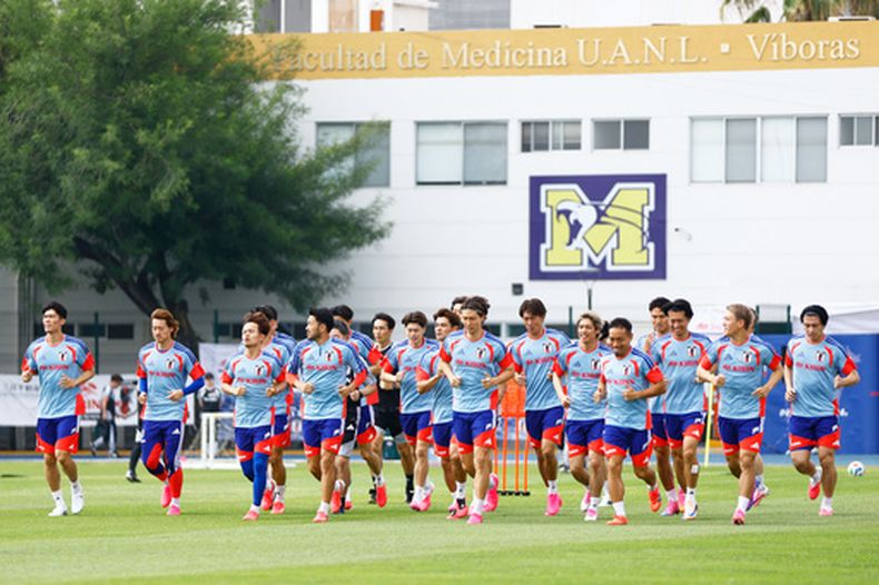 Los jugadores de la selección durante un entrenamiento previo al Mundial en Monterrey, México, el miércoles 3 de de junio de 2026. (AP Foto/Jorge Mendoza)