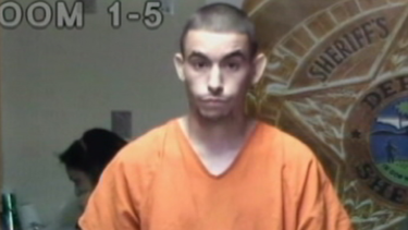 policia de hialeah captura a un joven acusado de vandalizar varios vehiculos