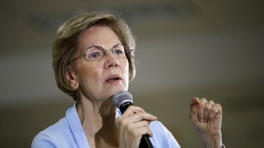 Warren quiere investigar al gobierno de Trump