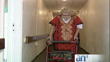 ancianos de edificio en miami beach se atrapados en sus casas por rotura de elevador