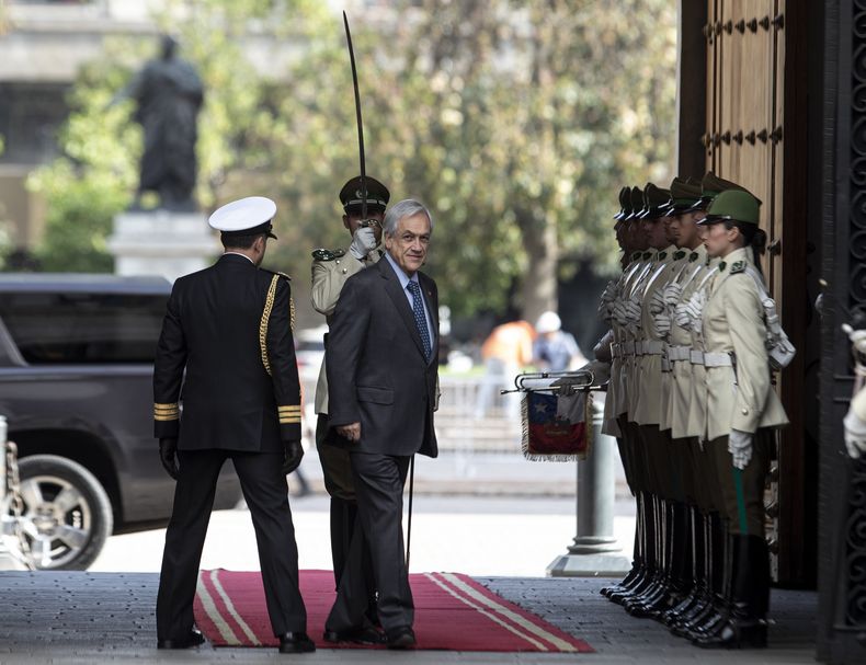 AMS-GEN_CHILE-PIÑERA_APROBACION-0.jpg