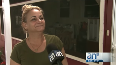 arrestados dos menores  de edad en sweetwater  tras amenazar a una mujer con un arma de fuego