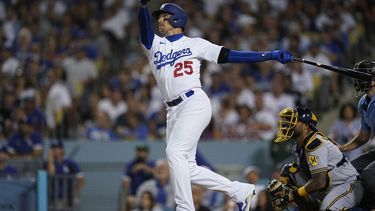 Dodgers responden a blanqueada: arrollan a Cerveceros 10-1