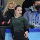 Putin galardona a Tutberidze, entrenadora de Kamila Valieva