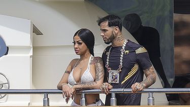 yailin la mas viral publico la primera imagen del rostro de su bebe con anuel