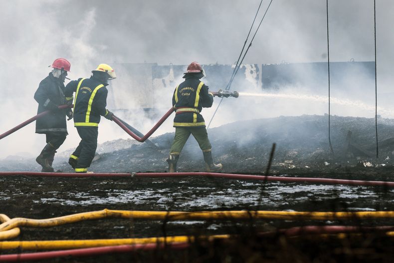 CAR-GEN CUBA-INCENDIO