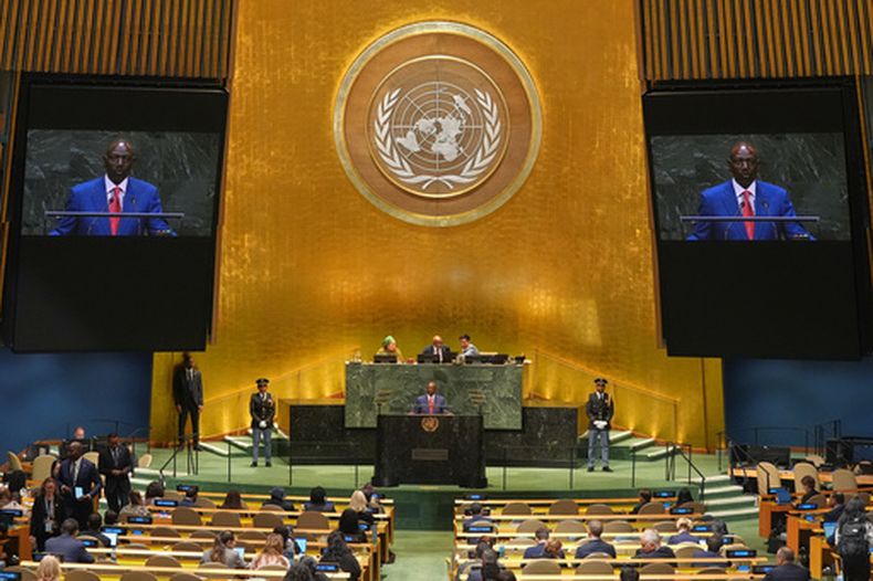 El presidente de Kenia, William Samoei Ruto, habla en la 81ra sesión de la Asamblea General de Naciones Unidas en la sede del organismo, el miércoles 23 de septiembre de 2026. (AP Foto/Frank Franklin II)