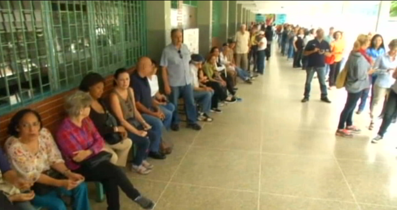 VENEZOLANOS FIRMAS.png