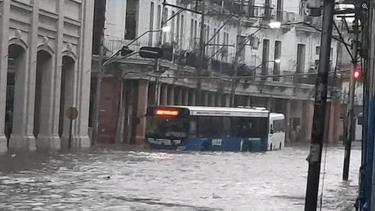 fuertes lluvias provocan mas derrumbes en la habana y camagüey