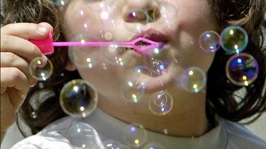 americateve | Lo afirma un estudio realizado por WalletHub. Se analizaron cinco categorías, entre las que se encuentran "Actividades para la familia y la diversión", "Salud y seguridad" y "Educación y cuidado de niños"