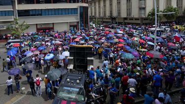 Panamá: Educadores acuerdan levantar huelga de un mes
