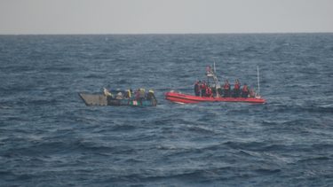 ee.uu. deporta a ocho balseros cubanos interceptados en cayos de florida