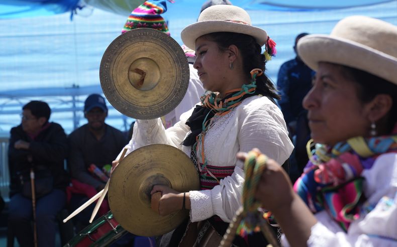 AMS-GEN BOLIVIA-CARNAVAL