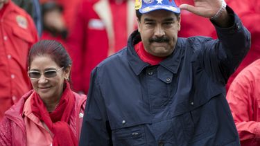 Maduro dice que demandará por cada firma falsa detectada