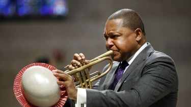 Wynton Marsalis suspende visita a Venezuela