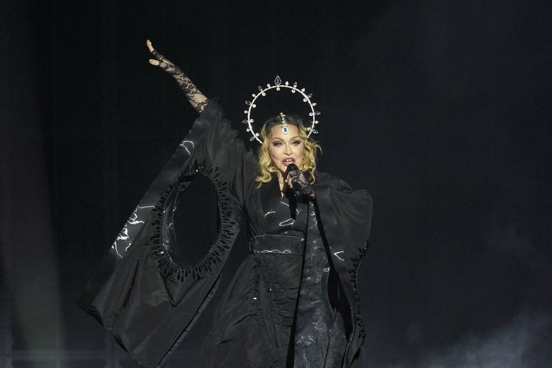 Madonna en su concierto en Rio de Janeiro, Brasil, el 4 de mayo del 2024. (AP foto/Silvia Izquierdo)