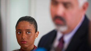 Quitan a Lisha Ramón la custodia de su hija tras el Departamento de la Familia alegar falta de atención de salud