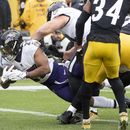 Sin Jackson, Ravens corren y vencen a Steelers 16-14